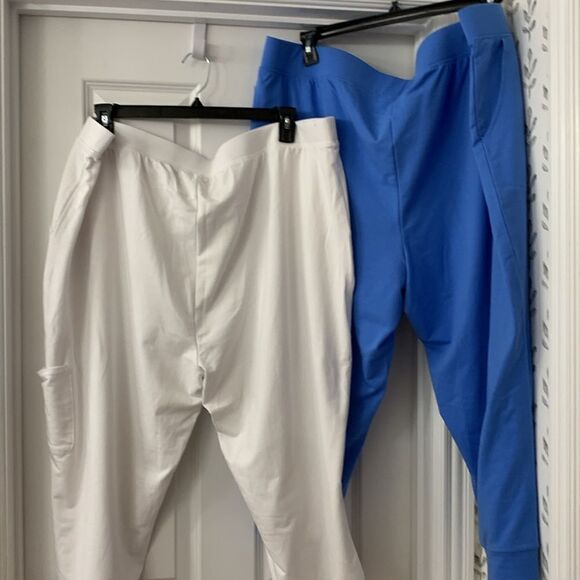 TWO PAIR: Denim & Company size 3XL BUNDLE of two women capris NWOT - Picture 2 of 10